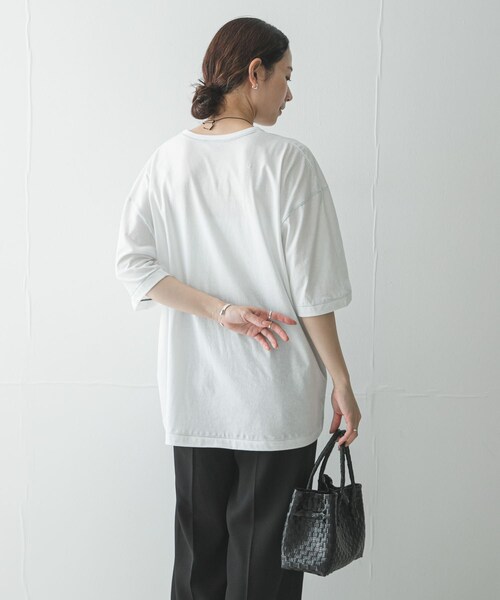 URBAN RESEARCH（アーバンリサーチ）の「HANES　リバーシブルTシャツ by THE DODO JEAN（Tシャツ/カットソー・レディース・WHITE/BLACK/RED・S/M/L）」の20枚目の写真