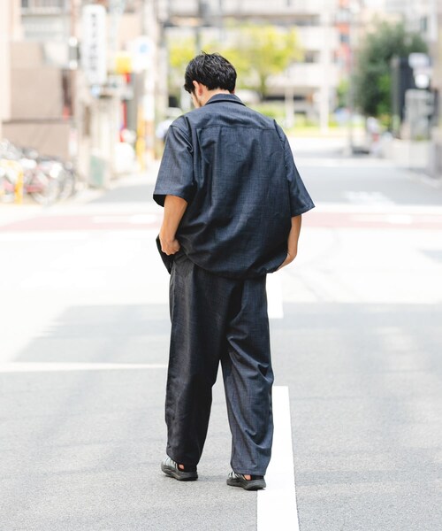 EKAL（エカル）の「『吸水速乾/UVカット/UR TECH』ハイツイストショートスリーブシャツ（シャツ/ブラウス・メンズ・モカグレー/チャコール・M/L）」の19枚目の写真