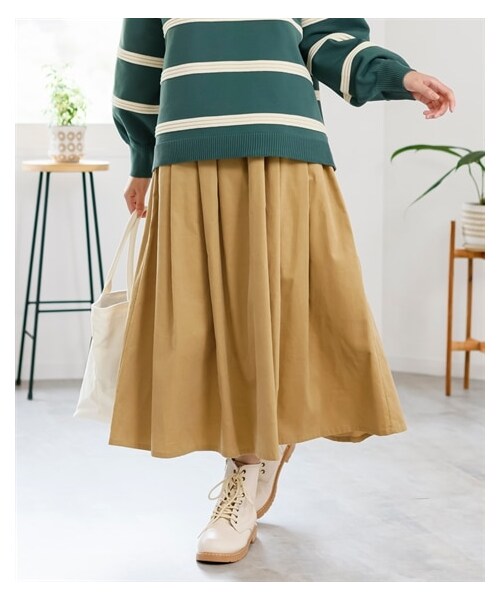 nissen（ニッセン）の「大きいサイズ綿１００%コーデュロイふんわりロング丈スカート（ゆったりヒップ）（スカート・レディース・ネイビー/ライトカーキ/ベージュ・L/LL/3L/4L/5L/6L/8L/10L）」の9枚目の写真