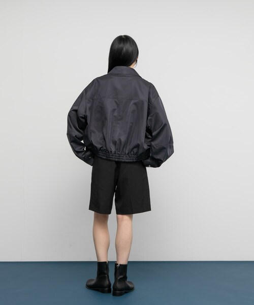 KBF（ケイビーエフ）の「ブライトZIPブルゾン（ブルゾン・レディース・BEIGE/D.NAVY・one）」の19枚目の写真