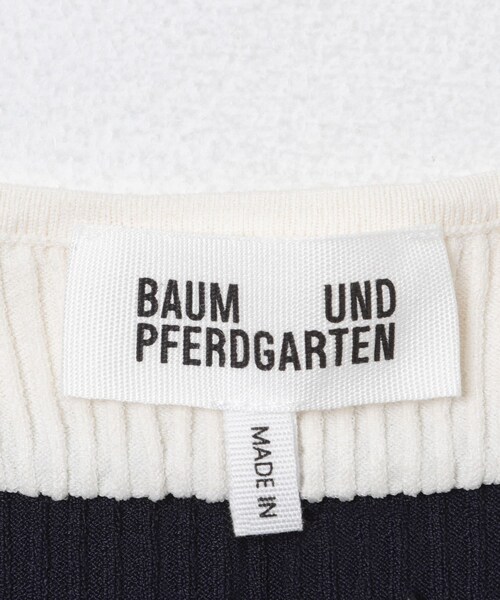 URBAN RESEARCH(アーバンリサーチ)の「BAUM UND PFERDGARTEN VISCOSE KNIT(ニット/セーター・レディース・B BLUE・S)」の8枚目の写真