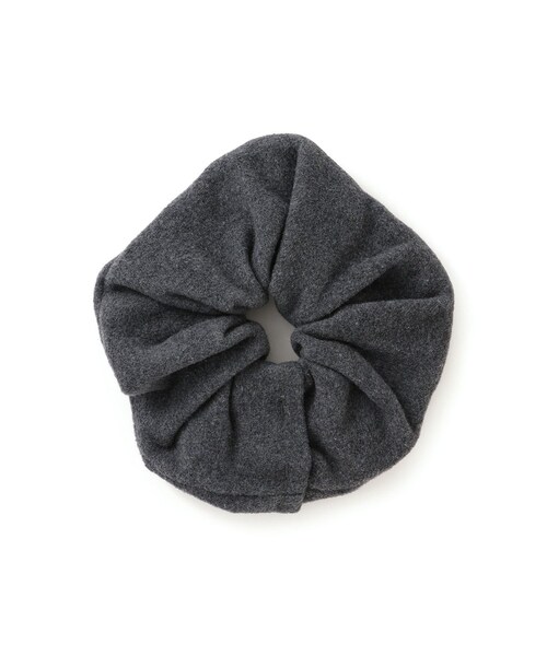 ADAM ET ROPE'（アダムエロペ）の「【J’aDoRe限定】【Pien Studios（ピエン スタジオ）】scrunchie ash gray（シュシュ・レディース・グレー・F）」の2枚目の写真