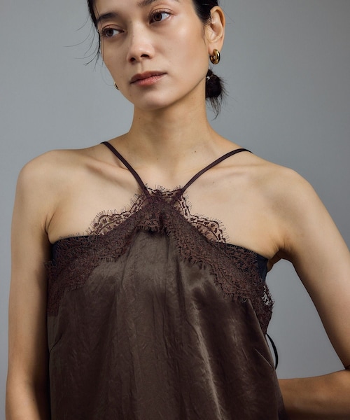 ADAM ET ROPE'(アダムエロペ)の「リバーレース2WAYキャミソール(キャミソール・レディース・ブラウン/ブラック・F)」の9枚目の写真