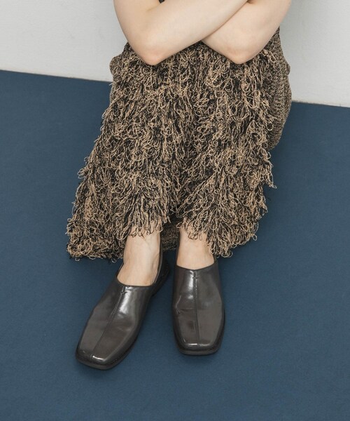 KBF（ケイビーエフ）の「センターステッチスクエアトゥスライドシューズ（その他シューズ・レディース・BLACK/CHARCOAL・36/37/38）」の19枚目の写真