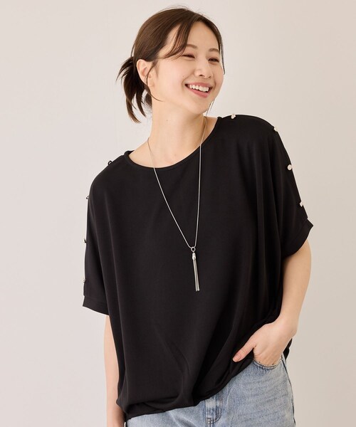Jayro（ジャイロ）の「金釦裾タックプルオーバー（Tシャツ/カットソー・レディース・ブラック/ホワイト/グリーン/ブルー・M）」の2枚目の写真