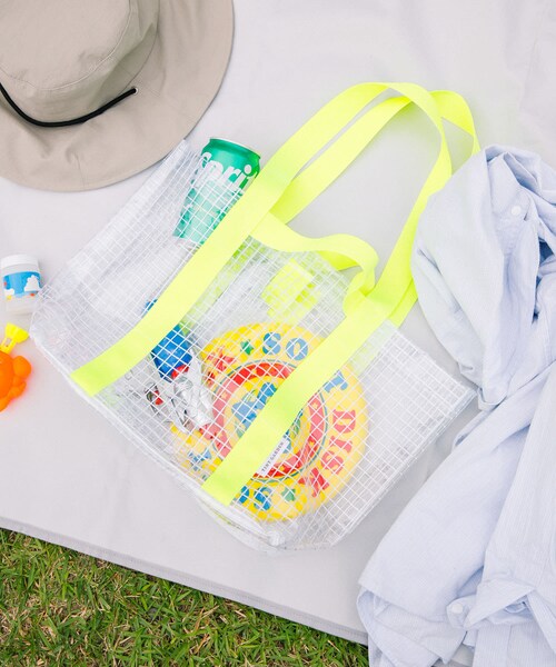 EKAL(エカル)の「TINY GARDEN PRODUCTS マルチユースクリアバッグ M(トートバッグ・レディース・WHITE/NEONYELLOW・M)」の8枚目の写真