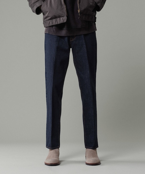 ADAM ET ROPE'(アダムエロペ)の「スリム テーパード デニムパンツ(デニムパンツ・メンズ・ブラック系/ネイビー・L/M/S)」の6枚目の写真