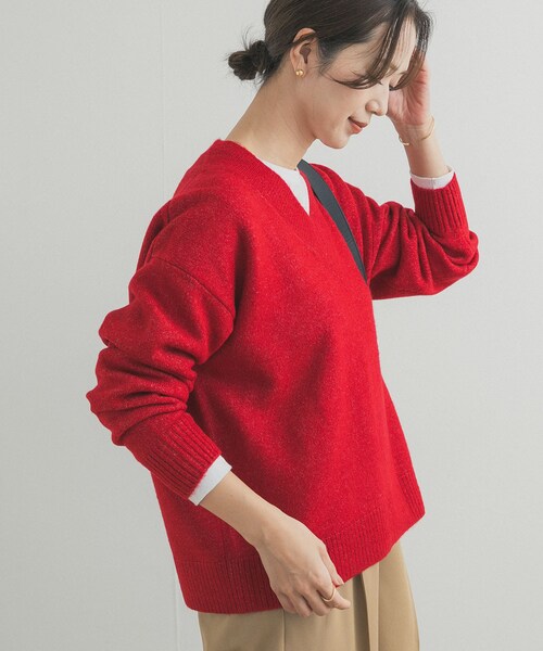 URBAN RESEARCH DOORS(アーバンリサーチドアーズ)の「VネックKNITプルオーバー(ニット/セーター・レディース・GREIGE/RED/NAVY・Free)」の22枚目の写真