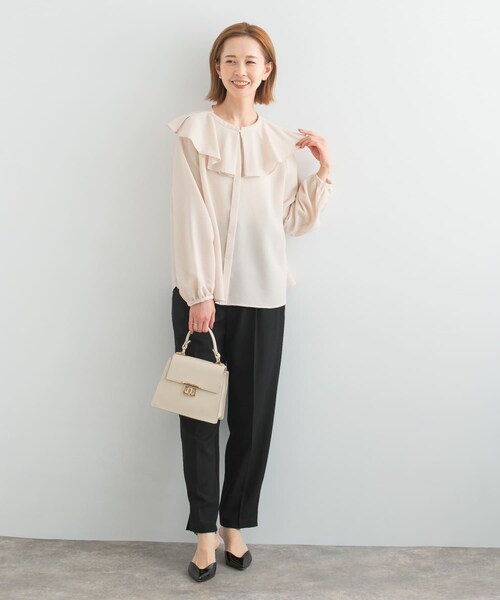 URBAN RESEARCH ROSSO（アーバンリサーチロッソ）の「楊柳フリルブラウス（シャツ/ブラウス・レディース・blue/white/beige・FREE）」の14枚目の写真
