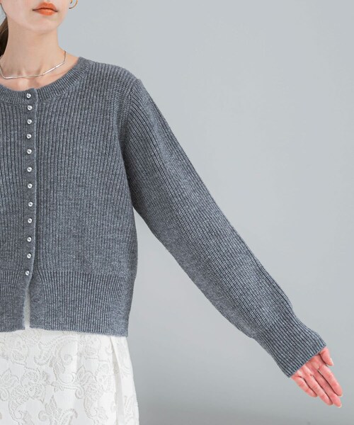 URBAN RESEARCH ROSSO（アーバンリサーチロッソ）の「ボタンデザインニットプルオーバー（カーディガン/ボレロ・レディース・WHITE/PINK/GRAY・Free）」の22枚目の写真