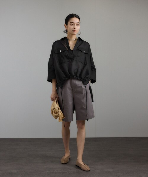 ADAM ET ROPE'（アダムエロペ）の「シアーリネンスキッパードルマンシャツ（シャツ/ブラウス・レディース・ブラック/ホワイト/ブラウン・F）」の5枚目の写真