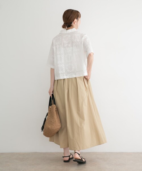 ITEMS URBANRESEARCH(アイテムズ アーバンリサーチ)の「ツヤタックボリュームスカート(スカート・レディース・BLK/BEG/KHK・Free)」の14枚目の写真