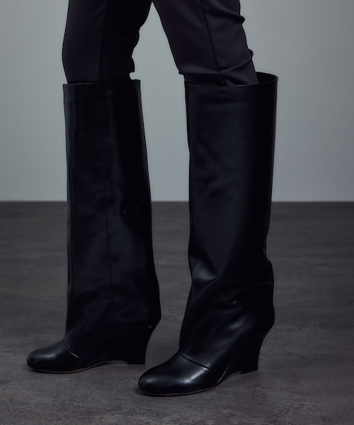 ADAM ET ROPE'（アダムエロペ）の「【J'aDoRe限定】【BRENTELLA（ブレンテッラ）】LATHYLAN / ウェッジロングブーツ（ブーツ・レディース・ブラック・35.5/36.5/37.5/38.5）」の13枚目の写真