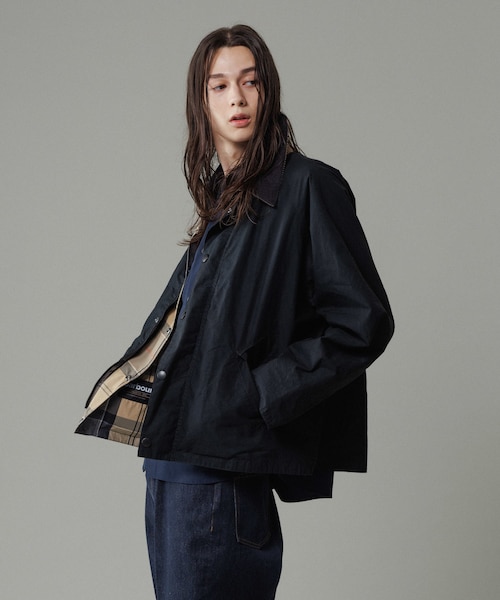 ADAM ET ROPE'(アダムエロペ)の「《別注》【Barbour/バブアー】TRANSPORT リバーシブルブルゾン / ブルガリア製(ブルゾン・メンズ・ブラック・L/M/S/XL)」の8枚目の写真