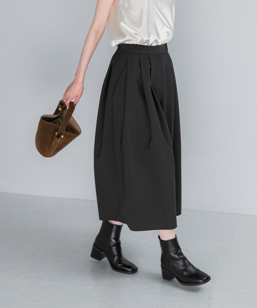 URBAN RESEARCH ROSSO（アーバンリサーチロッソ）の「ダブルクロスフォルムタックパンツ（その他パンツ・レディース・IVORY/CHARCOAL・36/38）」の2枚目の写真