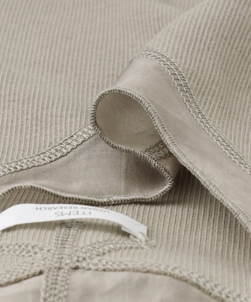 ITEMS URBANRESEARCH（アイテムズ アーバンリサーチ）の「フハクキリカエタンクトップ（タンクトップ・レディース・WHT/BLK/L.BEG・FREE）」の11枚目の写真