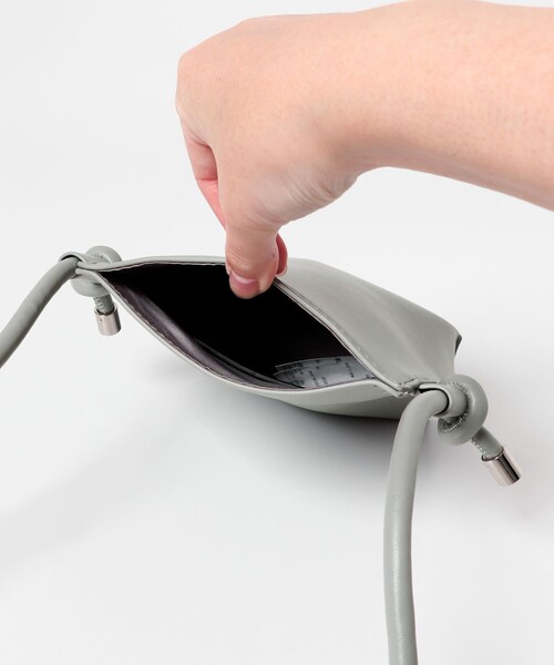 SENSE OF PLACE by URBAN RESEARCH(センスオブプレイスバイアーバンリサーチ)の「コードショルダーバッグ(ショルダーバッグ・メンズ・ORANGE/BLACK/GRAY/GREEN・one)」の14枚目の写真