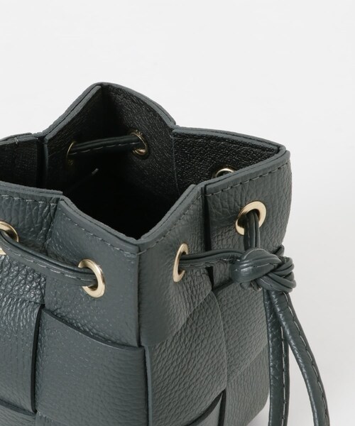 URBAN RESEARCH(アーバンリサーチ)の「メッシュ巾着レザーバッグ(ショルダーバッグ・レディース・GRAFFITE/BORDEAUX/ARGENTO・-)」の6枚目の写真
