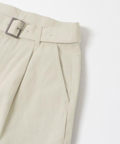 URBAN RESEARCH（アーバンリサーチ）の「ベルト付きタックワイドチノパンツ（チノパンツ・レディース・L.BEIGE/BEIGE・36/38/40）」の5枚目の写真