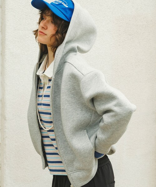 URBAN RESEARCH Sonny Label（アーバンリサーチサニーレーベル）の「ダンボールZIPコクーンフーディー（パーカー・レディース・L.グレー/チャコール/ネイビー・Free）」の4枚目の写真