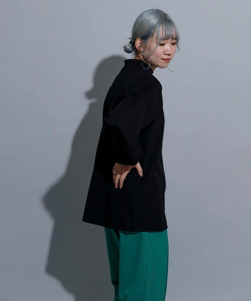 THE GOODLAND MARKET（ザグッドランドマーケット）の「『別注』MIDIUMISOLID×TGM　Recycled polyester PULLOVER（Tシャツ/カットソー・レディース・L.Beige/C.Gray/BLACK・one）」の6枚目の写真