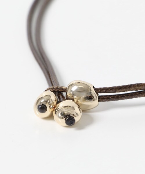 URBAN RESEARCH ROSSO（アーバンリサーチロッソ）の「CHIGNON　ワンループマルチコードチョーカー（ネックレス・レディース・BK/SILVE/BRN/GLD・FREE）」の16枚目の写真