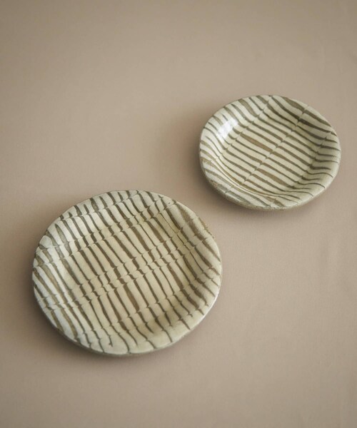 URBAN RESEARCH DOORS（アーバンリサーチドアーズ）の「塩幡桃子　5寸プレート フェザーコーム（食器・メンズ・－・5寸）」の5枚目の写真