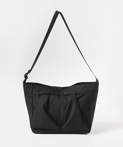 撥水マルチポケットヘルメットショルダー