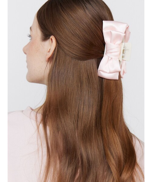CALNAMUR（カルナムール）の「RIBBON HAIR CLIP/リボンヘアクリップ（バレッタ/ヘアクリップ・レディース・ピンク/ブルー・F）」の3枚目の写真