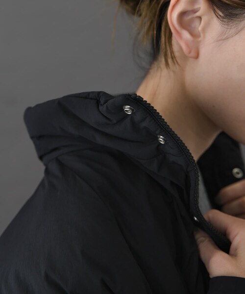 URBAN RESEARCH DOORS(アーバンリサーチドアーズ)の「FORK&SPOON SORONAスタンドカラーブルゾン(ブルゾン・レディース・BLACK/WINE/SAND・1)」の11枚目の写真