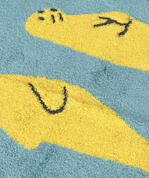URBAN RESEARCH(アーバンリサーチ)の「WARMGREYTAIL HANDTOWEL-SEAL FRIENDS(タオル・メンズ・BLUE・-)」の5枚目の写真