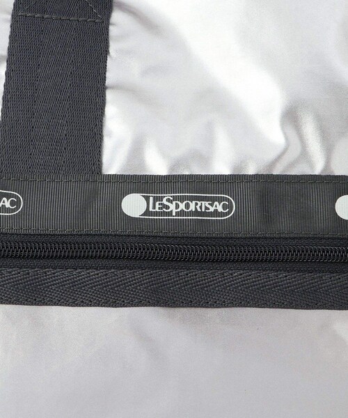ADAM ET ROPE'(アダムエロペ)の「【LeSportsac for ADAM ET ROPE'】Exclusive Deluxe LG Weekender(ボストンバッグ・レディース・シルバー・F)」の22枚目の写真