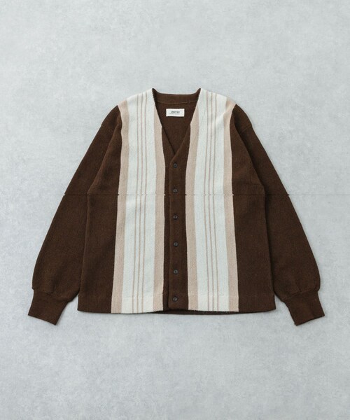 URBAN RESEARCH（アーバンリサーチ）の「UNDYED ALPACA STRIPE CARDIGAN（カーディガン/ボレロ・メンズ・BLACK/BROWN・3/4）」の2枚目の写真