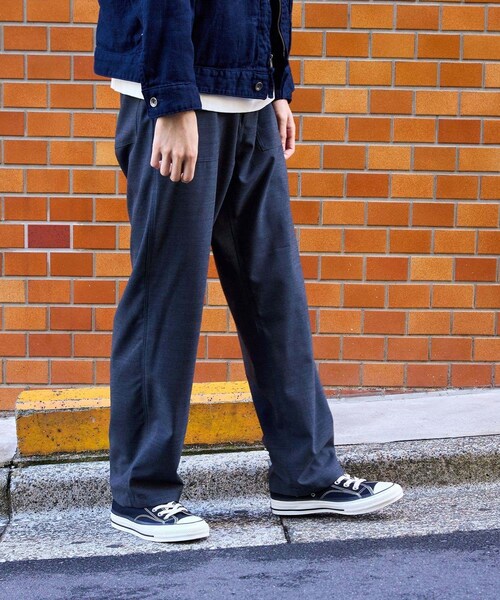 ADAM ET ROPE'（アダムエロペ）の「【WILD LIFE TAILOR】ライトウーステッド ベイカーパンツ（その他パンツ・メンズ・チャコール/ネイビー・L/M）」の10枚目の写真