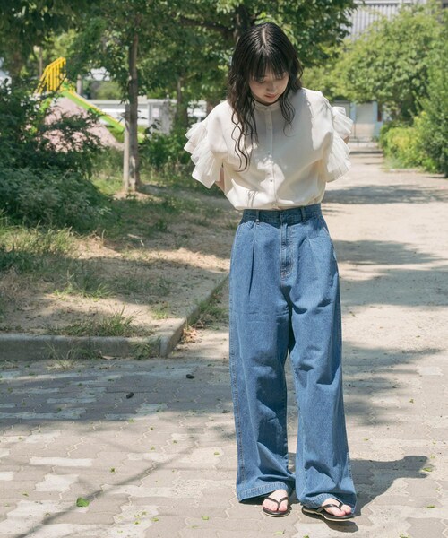 ITEMS URBANRESEARCH(アイテムズ アーバンリサーチ)の「ウエストタックデニムパンツ(デニムパンツ・レディース・BLU/IDG・S/M)」の7枚目の写真