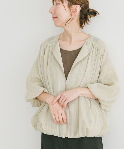 ITEMS URBANRESEARCH（アイテムズ アーバンリサーチ）の「バルーンスリーブブルゾン（ブルゾン・レディース・Y.BEG/BLU・FREE）」の6枚目の写真