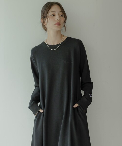 URBAN RESEARCH Sonny Label（アーバンリサーチサニーレーベル）の「『別注』Champion×Sonny Label　裏毛スウェットテントワンピース（ワンピース・レディース・オフブラック/ブラック/グレー・S/FREE）」の21枚目の写真