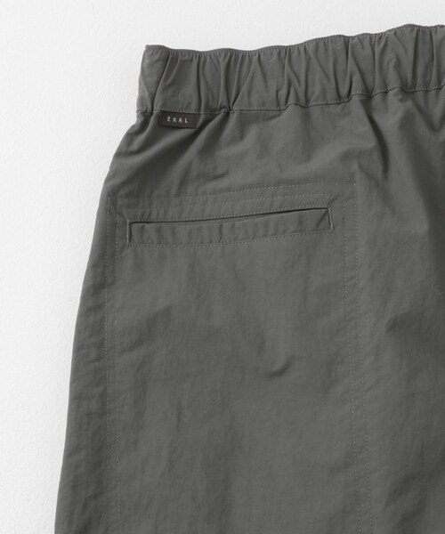 EKAL（エカル）の「『撥水/接触冷感/UR TECH』ナイロンタッサーショーツ（その他パンツ・メンズ・グラファイト/レイクブルー/ネイビー・M/L）」の13枚目の写真