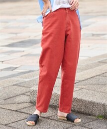 nissen | 大きいサイズカラーで遊ぶテーパードストレッチデニムパンツ（ゆったりヒップ）(デニムパンツ)