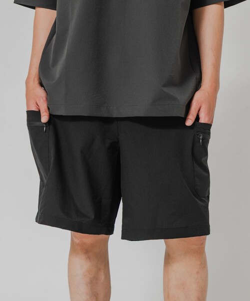 URBAN RESEARCH(アーバンリサーチ)の「『洗濯可/防シワ/撥水』COOL DOTS EASY SHORTS(その他パンツ・メンズ・BLACK/CHARCOAL/NAVY・M/L)」の5枚目の写真