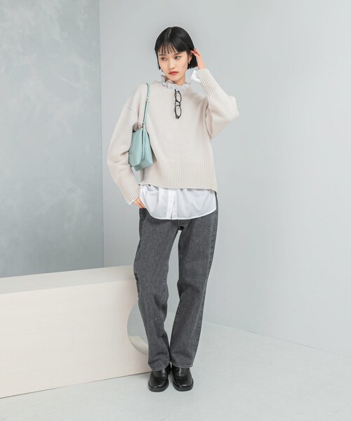 URBAN RESEARCH ROSSO（アーバンリサーチロッソ）の「『WEB/一部店舗限定』エクストラファインシームデザインニット（ニット/セーター・レディース・PEARLWHITE/LEMON/BABY PINK/LOYAL BLUE/GRAY×WH/BROWN×RED・FREE）」の12枚目の写真