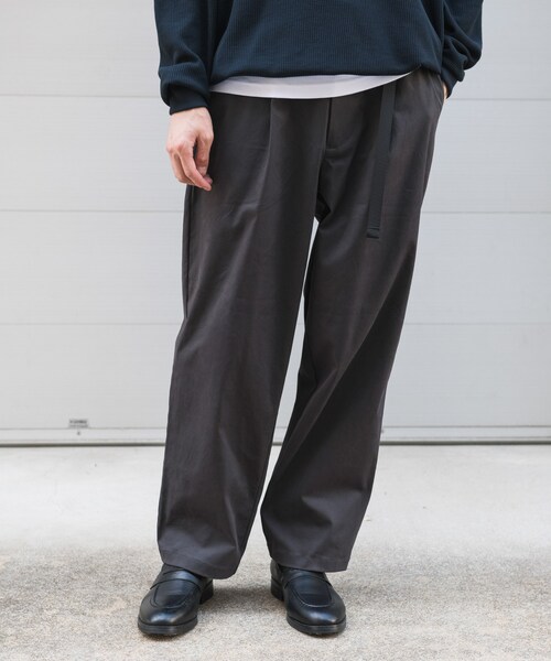 URBAN RESEARCH DOORS(アーバンリサーチドアーズ)の「ウェビングベルトチノパンツ(その他パンツ・メンズ・BLACK/CHARCOAL/MOCHA/OLIVE・S/M/L)」の19枚目の写真
