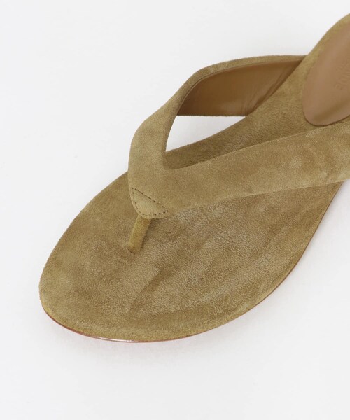 URBAN RESEARCH（アーバンリサーチ）の「LE MONDE BERYL　FLAT THONG SANDAL（サンダル・レディース・TAUPE・36/37/38/39）」の7枚目の写真