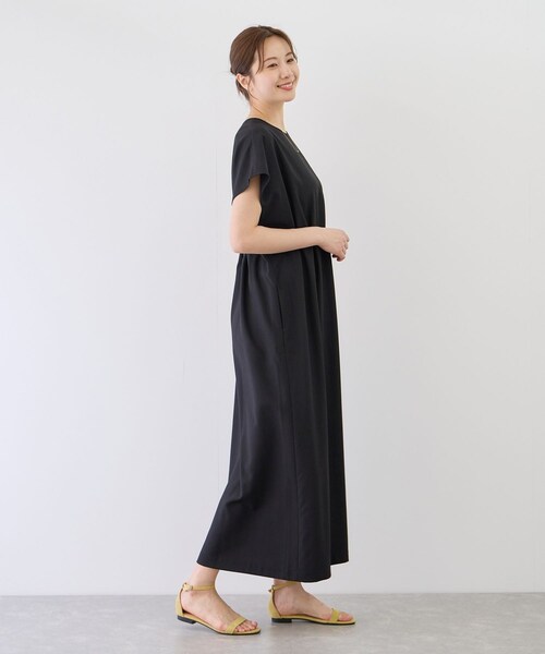 Jayro(ジャイロ)の「リネンタッチタックイージーワンピース(ワンピース・レディース・ブラック/チャコール/ベージュ・M)」の8枚目の写真
