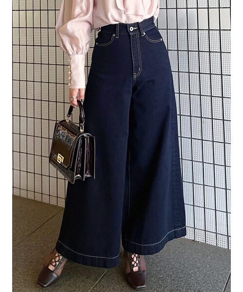 MERCURYDUO（マーキュリーデュオ）の「フレアフルレングスデニム（デニムパンツ・レディース・アイスブルー/ネイビー・M/S）」の10枚目の写真