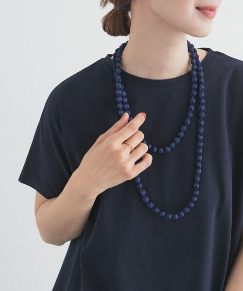 URBAN RESEARCH DOORS(アーバンリサーチドアーズ)の「シルクラップネックレス(ネックレス・レディース・OFF/NAVY/RED・One)」の8枚目の写真