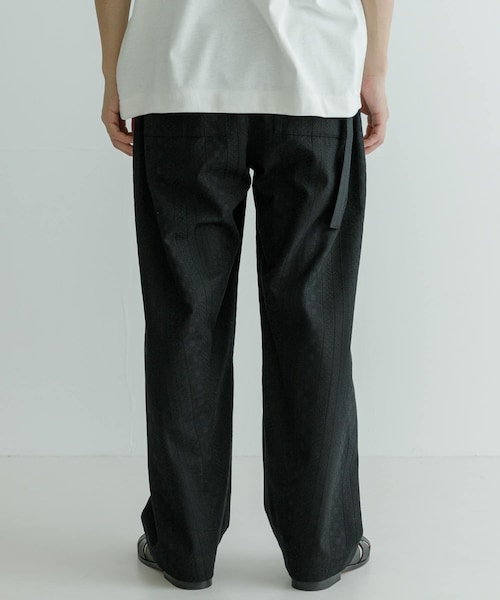 URBAN RESEARCH(アーバンリサーチ)の「SEEALL MANCHESTER PANTS(その他パンツ・メンズ・BLK×BLK/WHT×WHT・3/4)」の16枚目の写真
