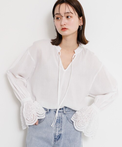 SENSE OF PLACE by URBAN RESEARCH(センスオブプレイスバイアーバンリサーチ)の「スカラップレースヨウリュウブラウス(シャツ/ブラウス・レディース・BLACK/OFF WHITE/CORAL・one)」の7枚目の写真