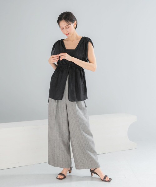 URBAN RESEARCH ROSSO（アーバンリサーチロッソ）の「ラメリネンストライプワイドパンツ（その他パンツ・レディース・BEIGE/CHARCOAL・36/38）」の6枚目の写真