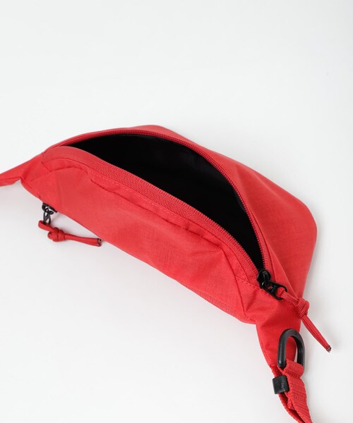 URBAN RESEARCH（アーバンリサーチ）の「bagjack　hip bag for iI（ボディバッグ/ウエストポーチ・レディース・red・FREE）」の8枚目の写真